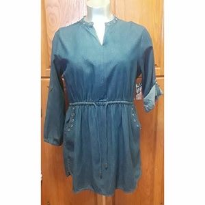 STREET BLUES - V NECK GROMMET DENIM MINI DRESS